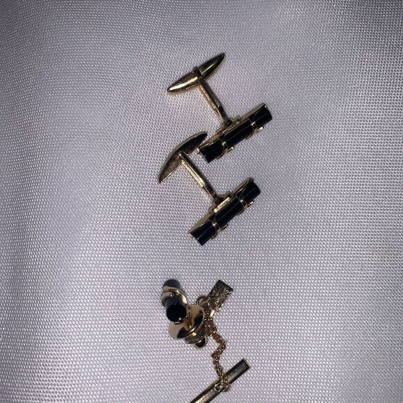 Men’s Set Of Black Bars Thin Design Quality Vintage EMMONS Cuff Links And Pin. - Picture 8 of 8